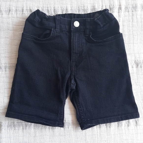H&M Black Denim Shorts size 4-5 years - Picture 7 of 10